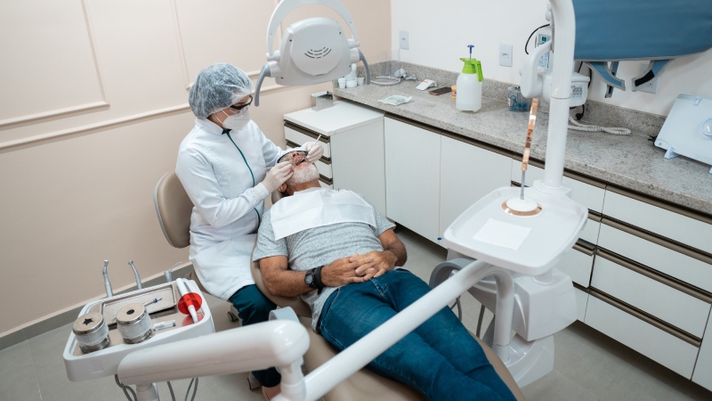 Dentist in Toronto, Ontario