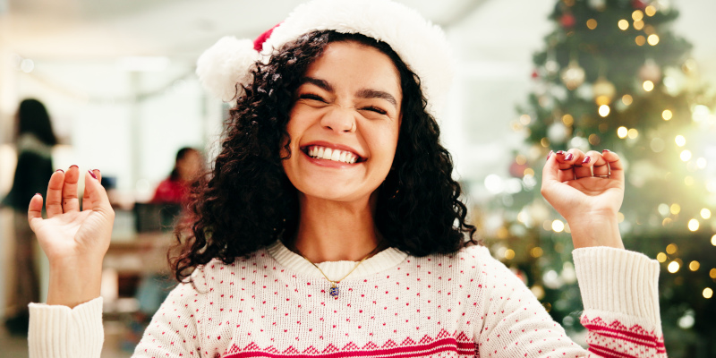 Make the Season Bright With a Complimentary Teeth Whitening Service